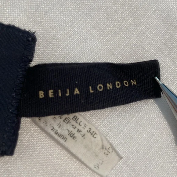 Beija London lingerie lace bra blue 34D - Picture 13 of 16